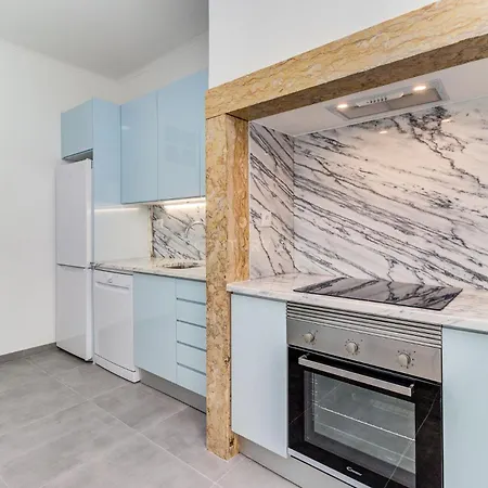 Cozy With 3 Bedrooms And Living Close To The Center * Lissabon